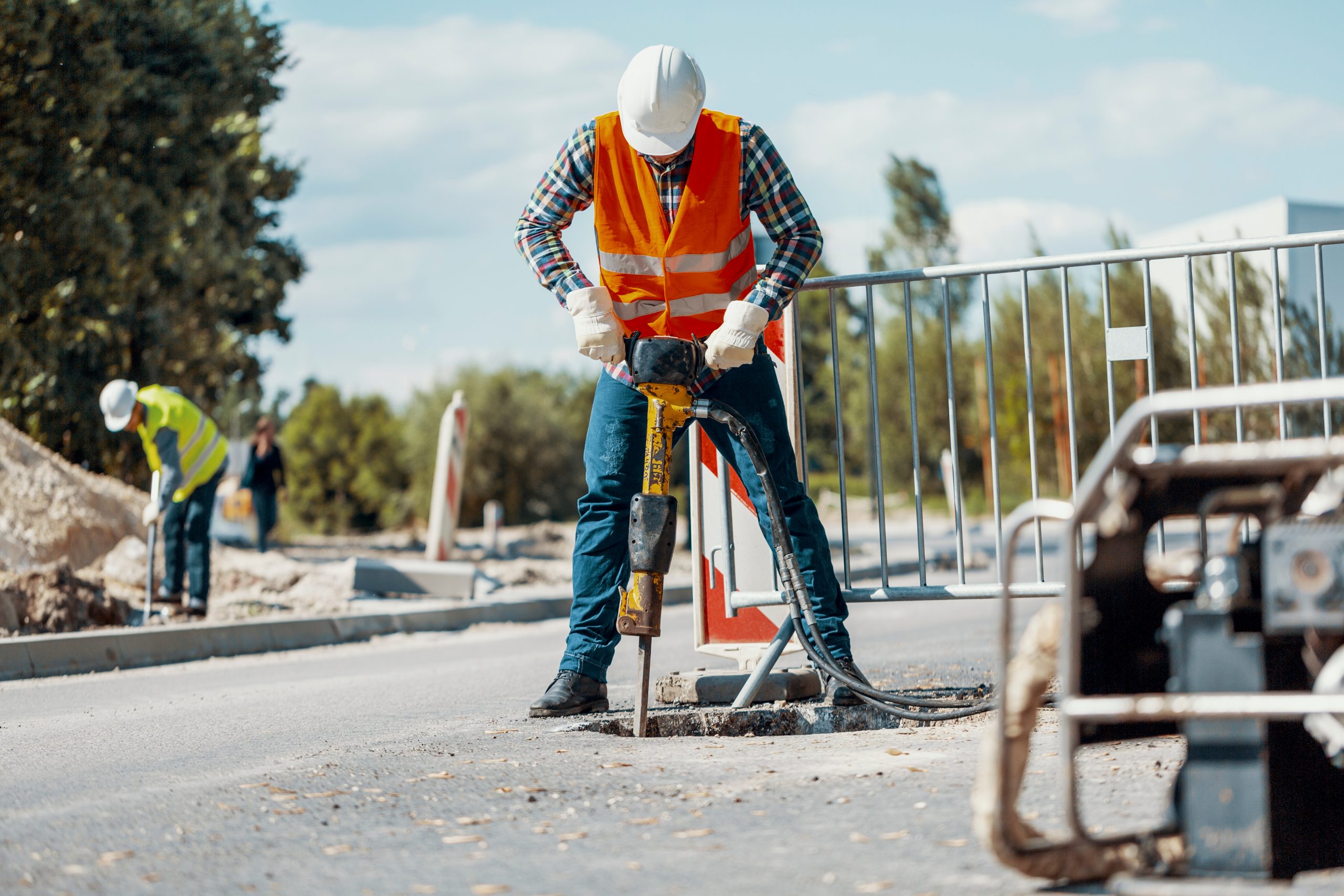 WJ Group is the First UK Roadworks Agency to Equip Digital Alerting ...